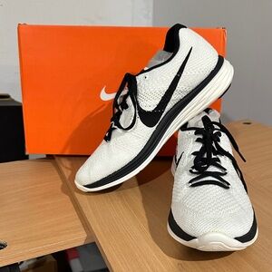 Nike White and Black Athletic Sneakers